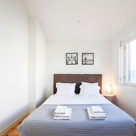 Lovelystay - Cozy 1Br In Santa Catarina W/ Balcony Porto Kültér fotó