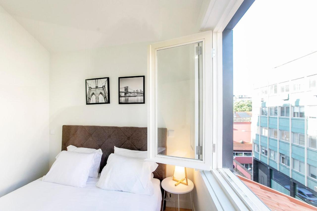 Lovelystay - Cozy 1Br In Santa Catarina W/ Balcony Porto Kültér fotó