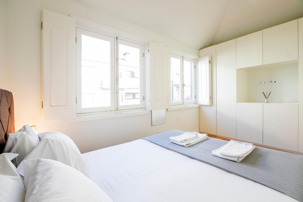 Lovelystay - Cozy 1Br In Santa Catarina W/ Balcony Porto Kültér fotó