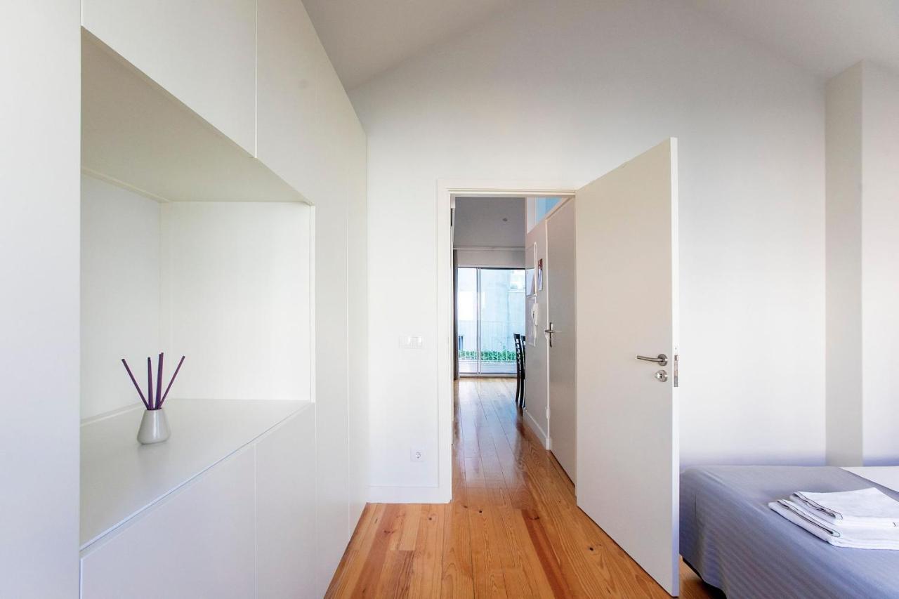 Lovelystay - Cozy 1Br In Santa Catarina W/ Balcony Porto Kültér fotó