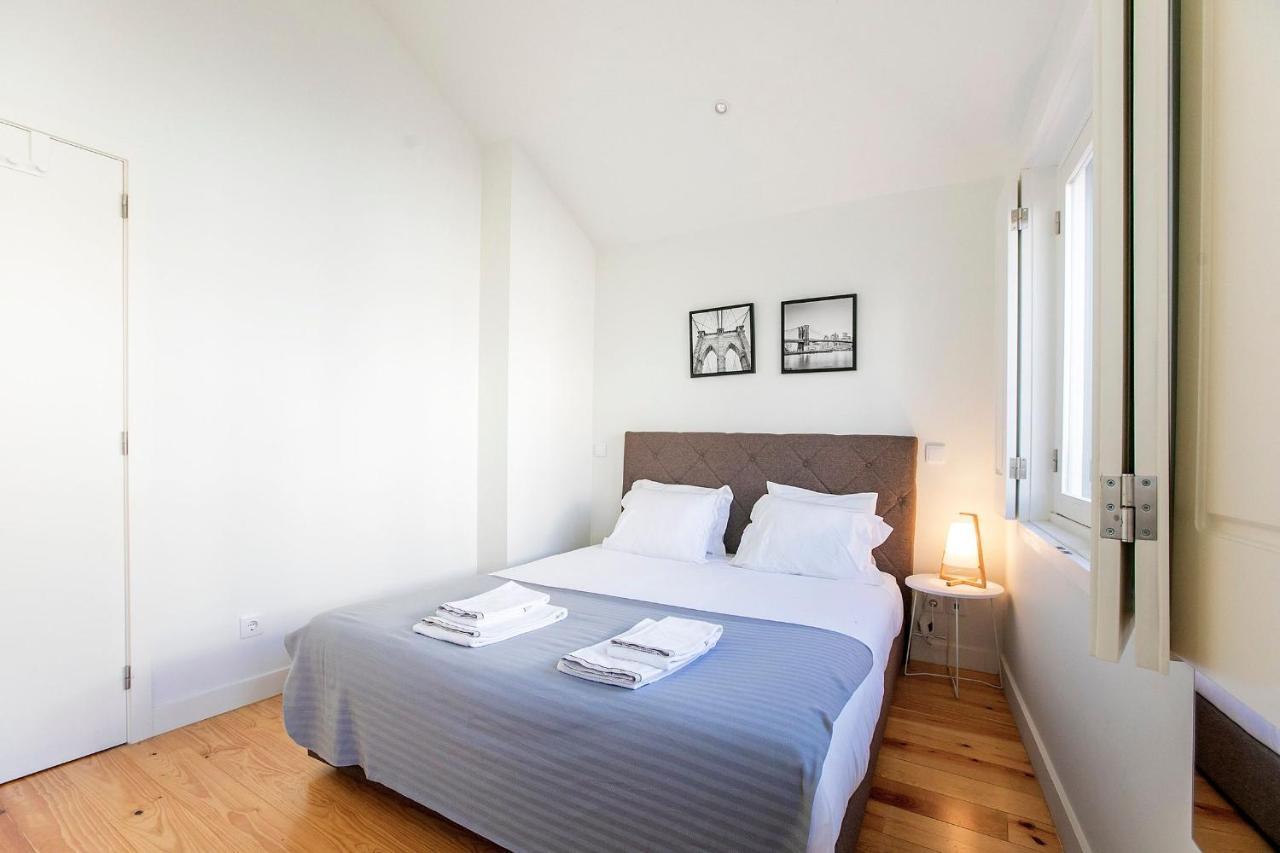 Lovelystay - Cozy 1Br In Santa Catarina W/ Balcony Porto Kültér fotó