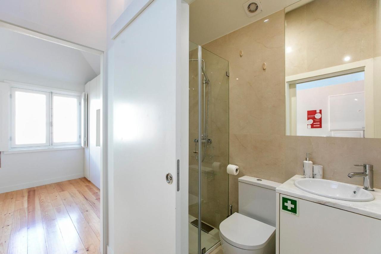 Lovelystay - Cozy 1Br In Santa Catarina W/ Balcony Porto Kültér fotó